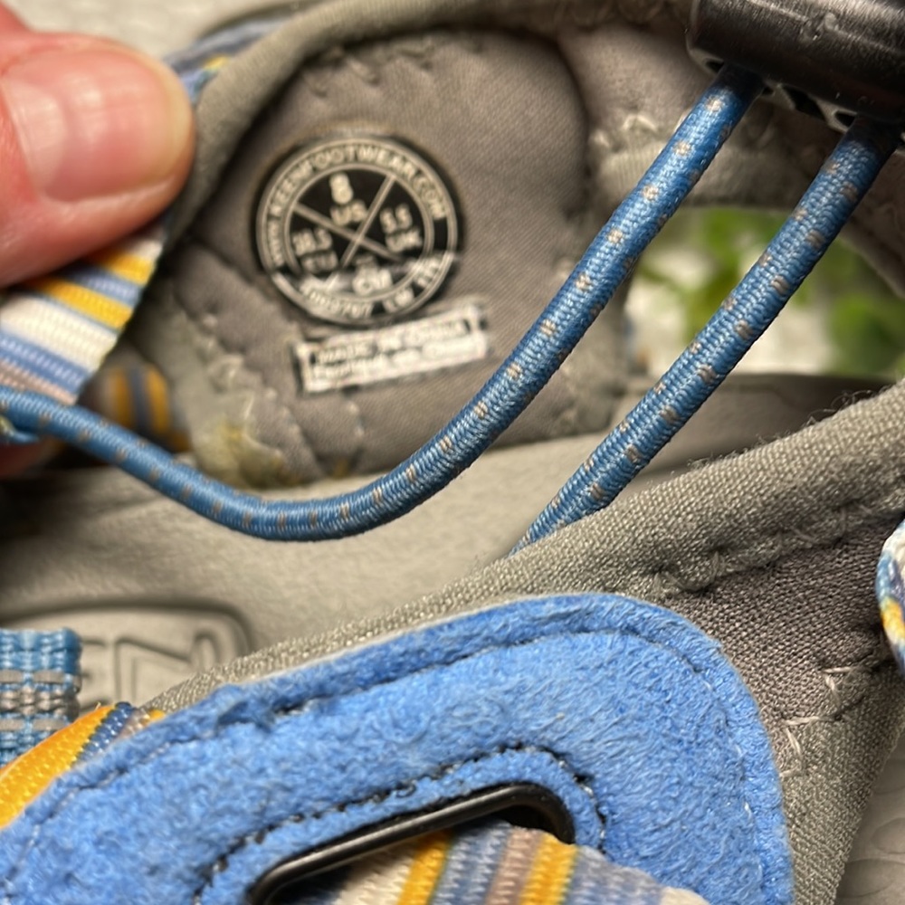 Brand new keen waterproof sandles BRAND NEW - Picture 6 of 9